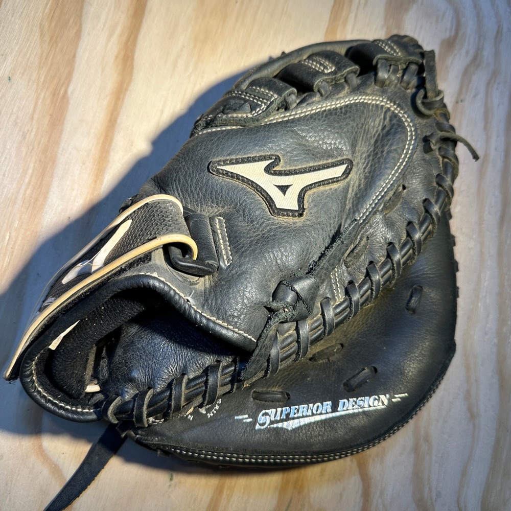 Mizuno GXS 102 Superior Design 32.5" Fastpitch Softball Catchers Mitt Black RHT